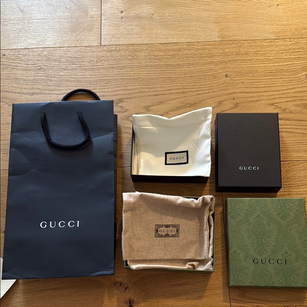 Gucci boxes for wallets